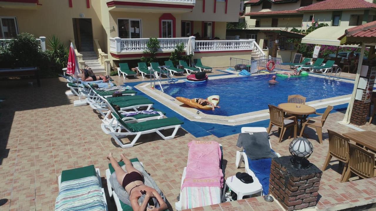 Sun Apart Hotel İçmeler Esterno foto